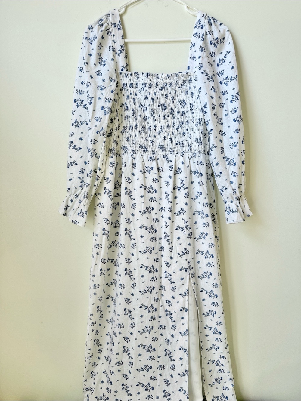 BNWT House of Harlow 1960 100% linen smocked balloon sleeve midi dress